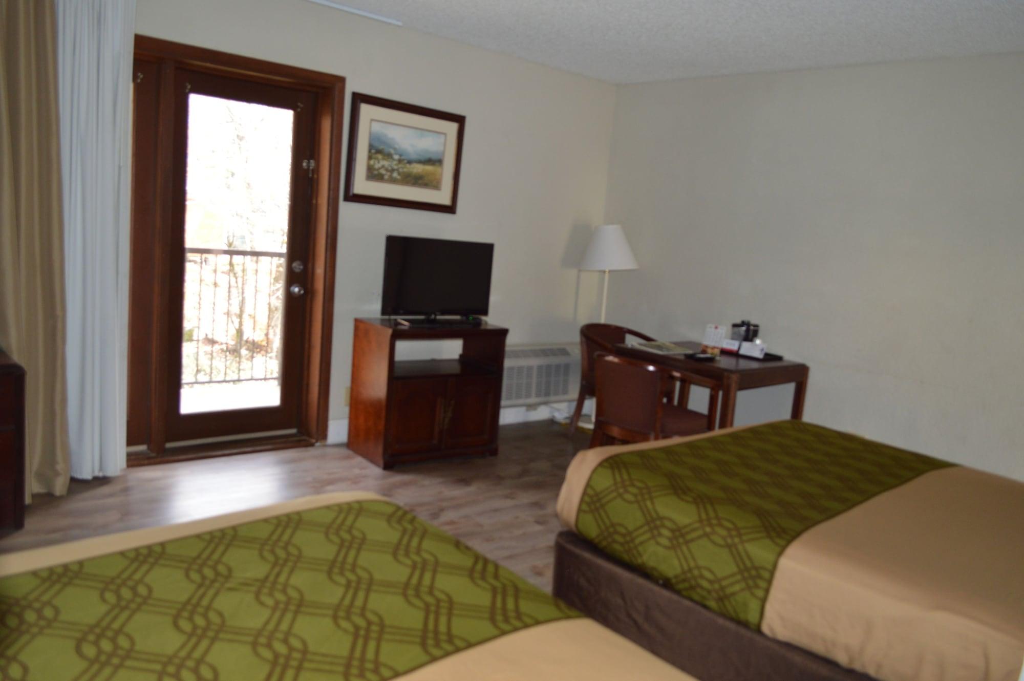 Econo Lodge Inn & Suites On The River Gatlinburg Dış mekan fotoğraf