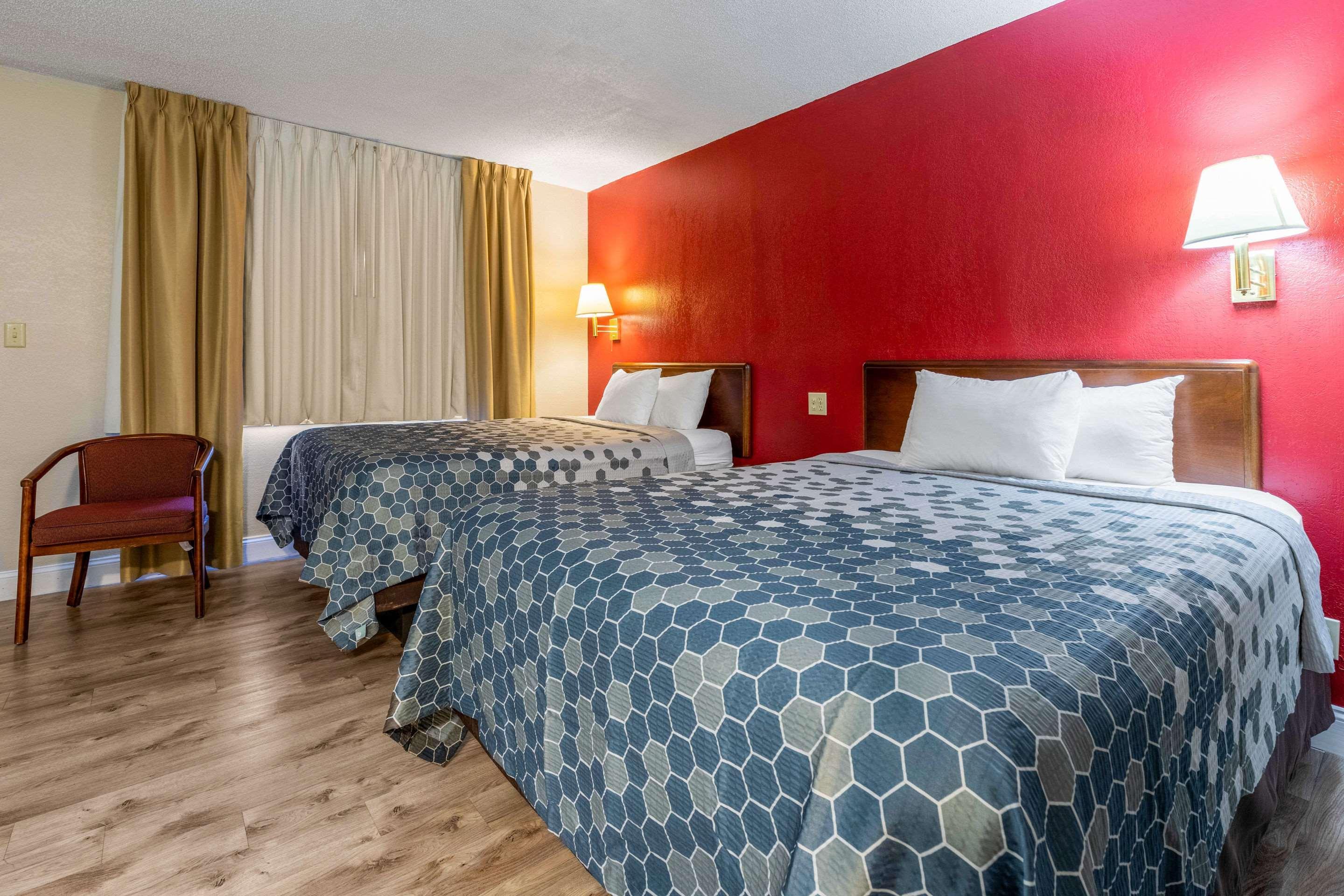 Econo Lodge Inn & Suites On The River Gatlinburg Dış mekan fotoğraf