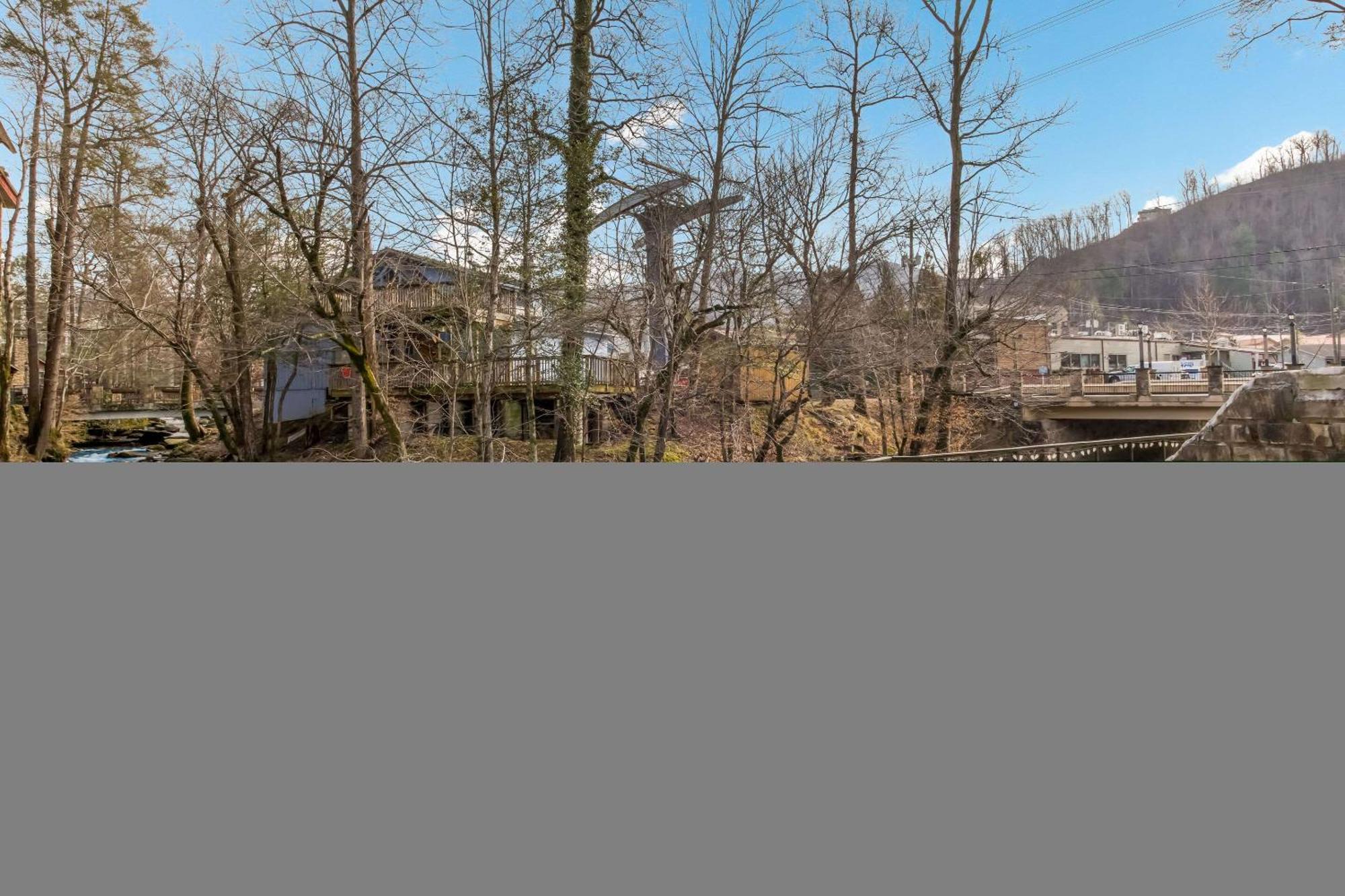 Econo Lodge Inn & Suites On The River Gatlinburg Dış mekan fotoğraf